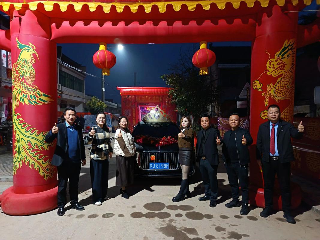 今天为兵哥哥服务.今天钱多多婚庆车队车友祝兵哥哥新婚快乐,你